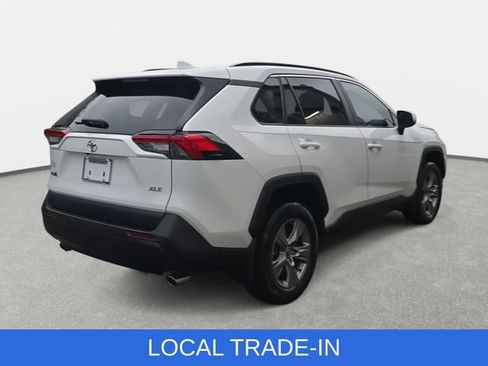 Used 2023 Toyota RAV4 XLE w/ Convenience Package FWD image 5