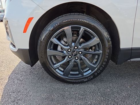 Used 2022 Chevrolet Equinox RS FWD image 9