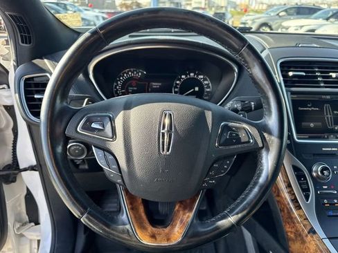 Used 2016 Lincoln MKX Reserve w/ Technology Package image 17