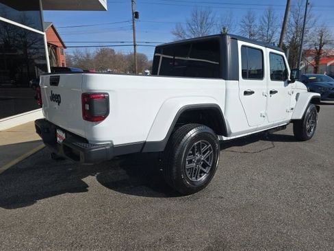 New 2026 Jeep Gladiator Sport AWD/4WD image 39