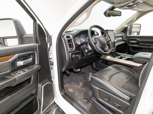 Used 2023 RAM 2500 Laramie image 13
