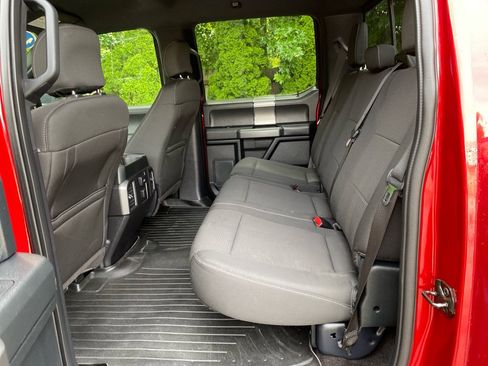 Used 2016 Ford F150 XLT w/ Equipment Group 302A Luxury AWD/4WD image 19