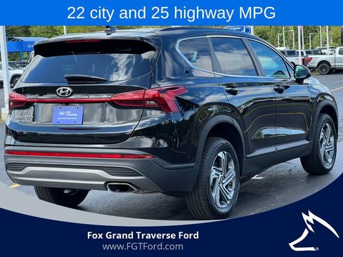 Used 2023 Hyundai Santa Fe SE AWD/4WD image 8