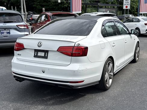 Used 2016 Volkswagen Jetta GLI SEL FWD image 3