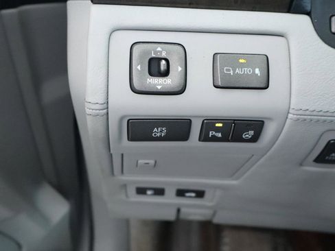 Used 2007 Lexus LS 460 L RWD image 27