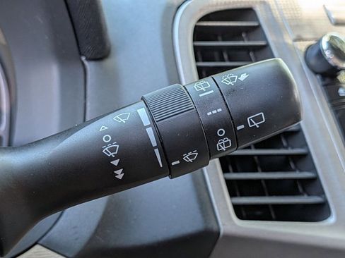 Used 2010 Toyota Venza AWD image 9