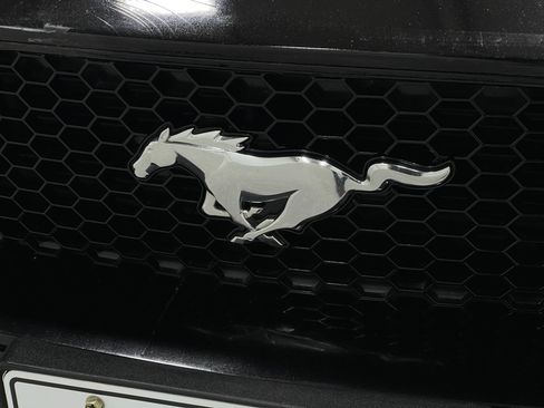 Used 2018 Ford Mustang GT RWD image 35