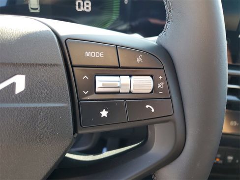 New 2026 Kia Sportage EX w/ EX Panorama Roof Package image 13