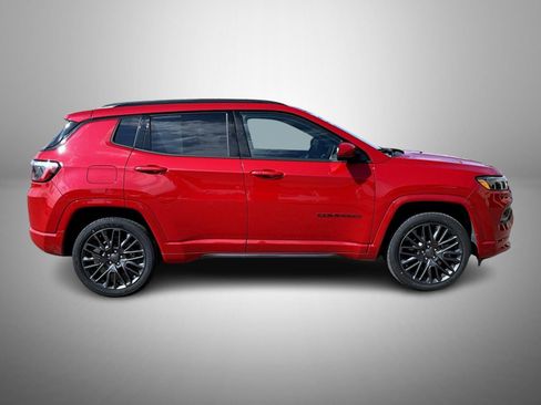 Certified 2023 Jeep Compass Limited image 4