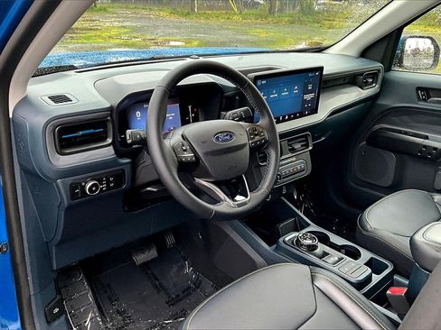 Used 2025 Ford Maverick Lobo image 19