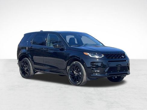 Used 2025 Land Rover Discovery Sport Dynamic SE AWD/4WD image 6