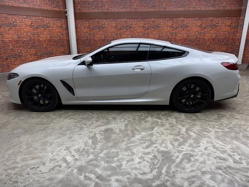 Used 2022 BMW M850i xDrive Coupe image 2