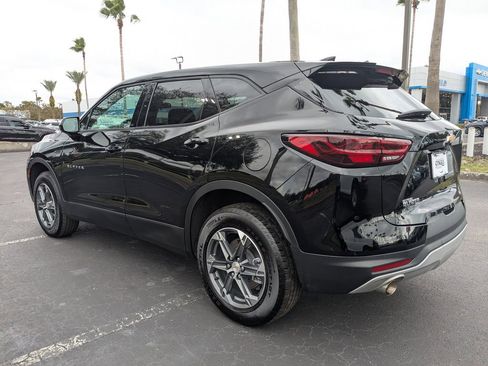 Used 2025 Chevrolet Blazer LT image 6
