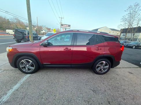 Used 2018 GMC Terrain SLT w/ Infotainment Package II image 4