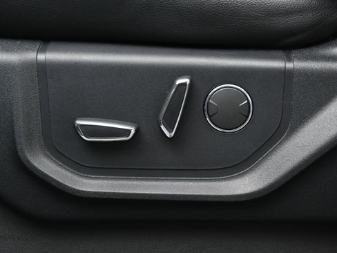 Used 2019 Ford F250 Lariat w/ Lariat Ultimate Package image 10