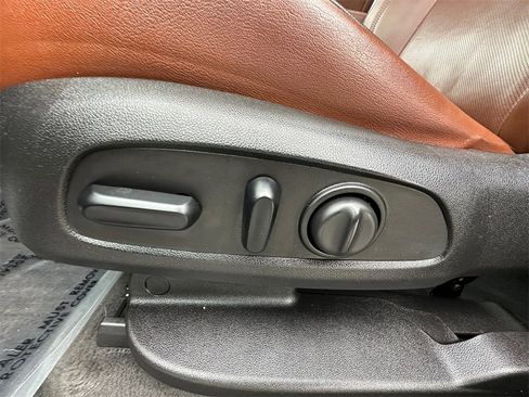 Used 2018 Chevrolet Traverse High Country image 10