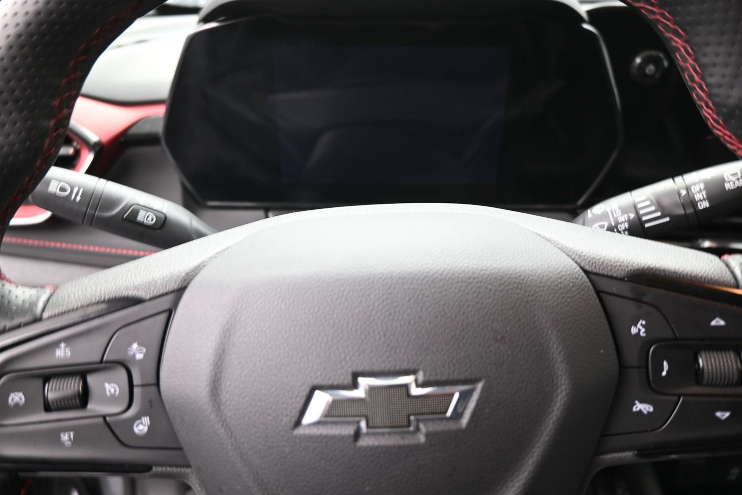 Used 2025 Chevrolet TrailBlazer RS FWD image 16