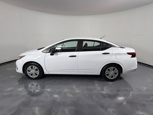 Used 2023 Nissan Versa S FWD image 8