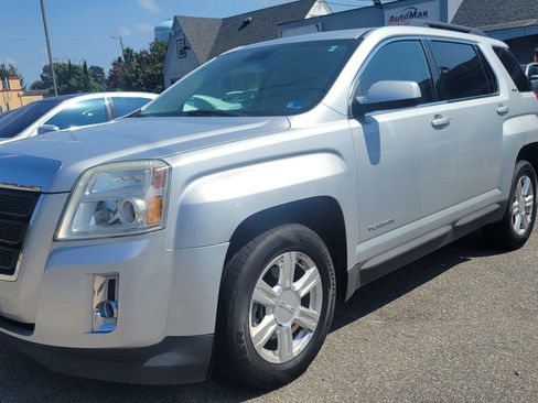 Used 2015 GMC Terrain SLE AWD/4WD image 1