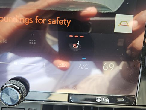 Used 2024 Lexus NX 250 250 Base w/ Cold Area Package image 23