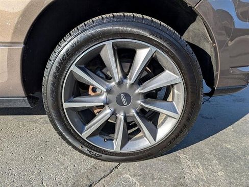 Used 2017 Lincoln Navigator L Reserve image 11