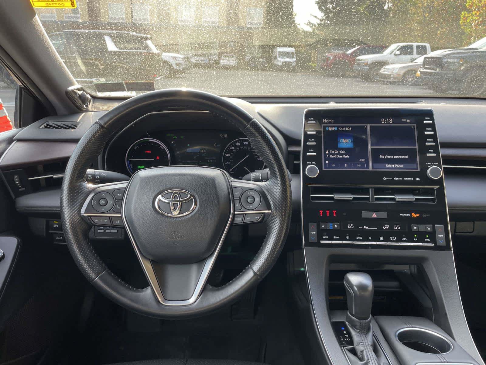 Used 2021 Toyota Avalon Limited FWD image 2