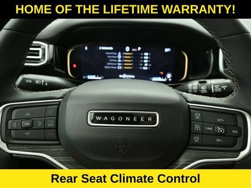 Used 2023 Jeep Wagoneer L Series III w/ Premium Group I AWD/4WD image 19
