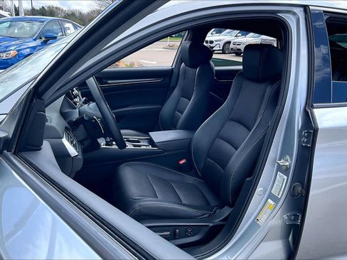 Used 2019 Honda Accord Sport image 7
