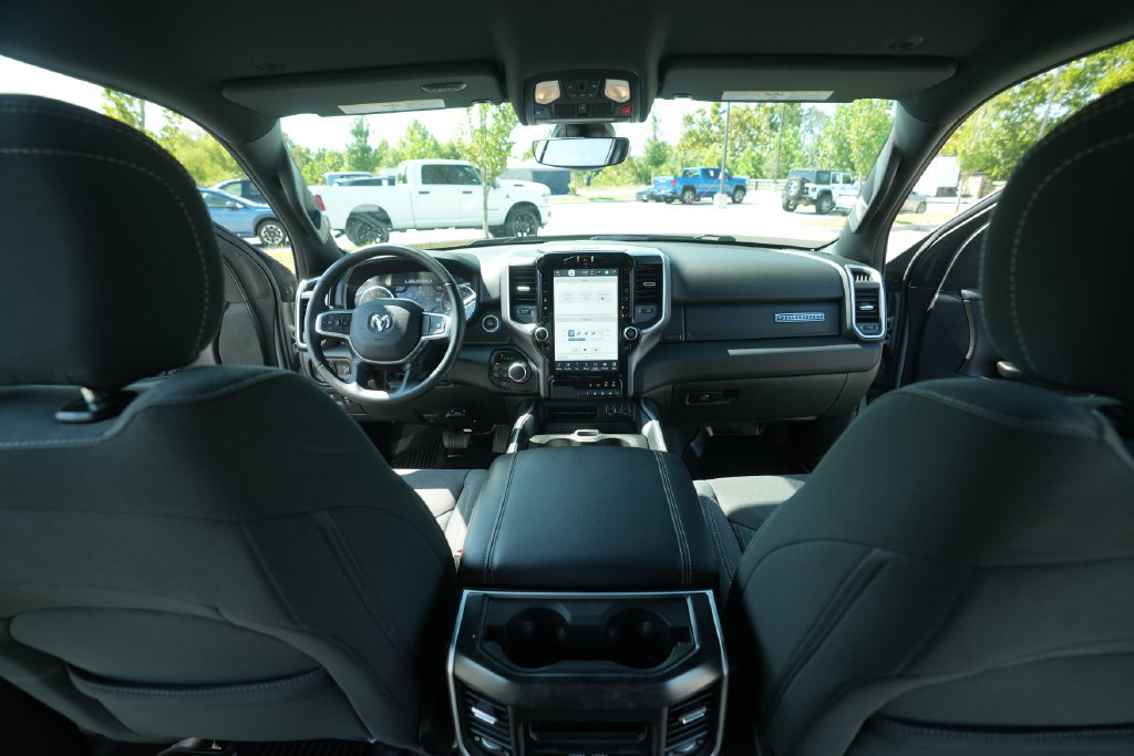 Used 2023 RAM 1500 Big Horn AWD/4WD image 25