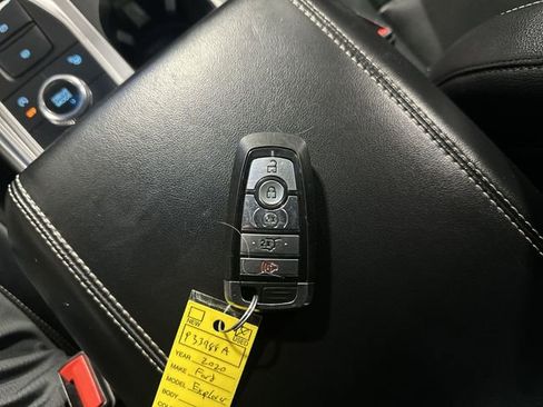 Used 2020 Ford Explorer ST w/ Premium Technology Package AWD/4WD image 35