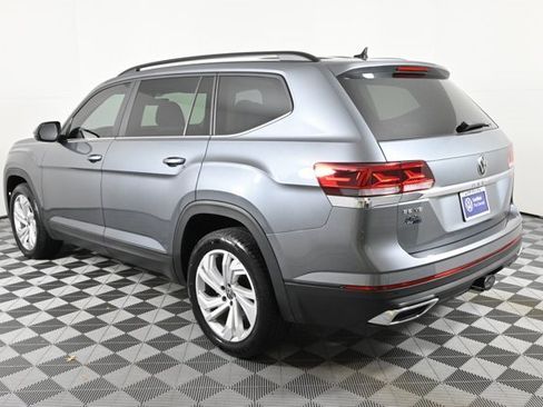 Certified 2023 Volkswagen Atlas SE w/ Panoramic Sunroof Package image 8