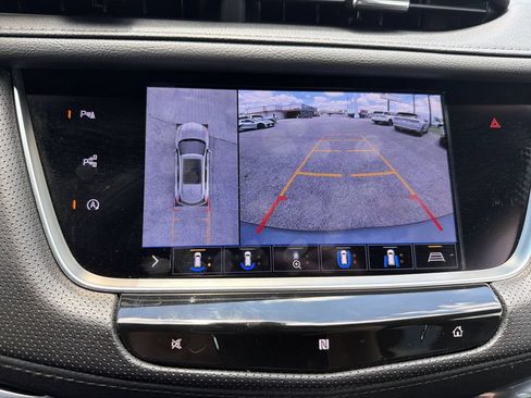 Used 2020 Cadillac XT5 Premium Luxury FWD image 17