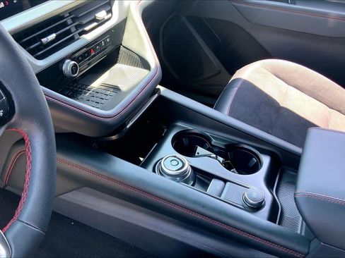 Used 2025 Ford Explorer ST w/ Sun And Sound Package RWD image 16