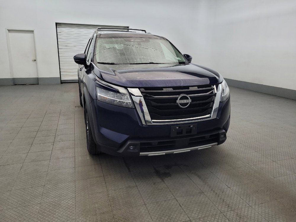 Used 2022 Nissan Pathfinder SL AWD/4WD image 14