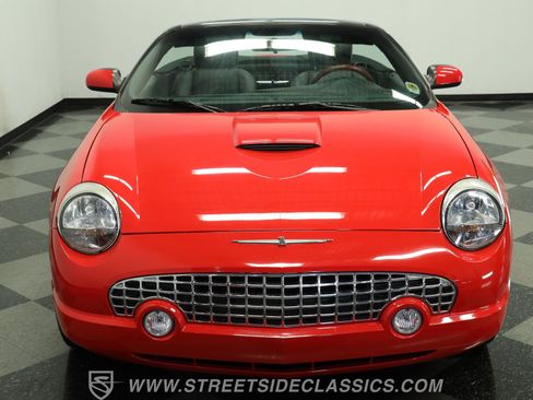Used 2005 Ford Thunderbird RWD image 16