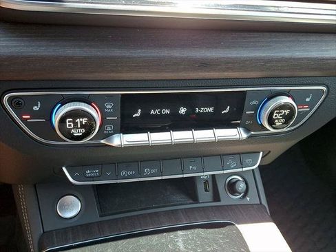 Certified 2023 Audi Q5 2.0T Premium Plus w/ Premium Plus Package AWD/4WD image 18