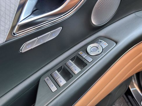 Used 2026 Genesis GV80 2.5T Prestige image 11