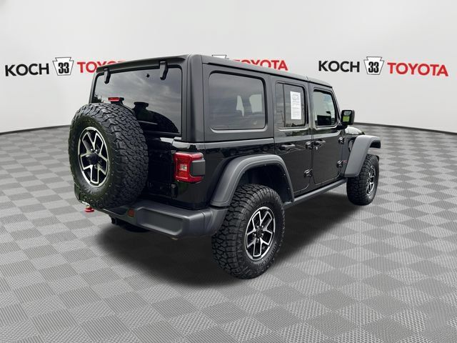 Used 2025 Jeep Wrangler Unlimited Rubicon AWD/4WD image 8