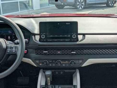 Used 2023 Honda Accord EX image 16