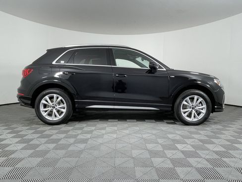 New 2025 Audi Q3 2.0T Premium image 16