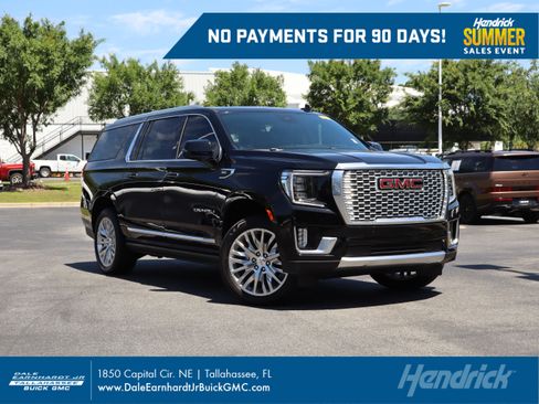 Used 2023 GMC Yukon XL Denali w/ Advanced Technology Package AWD/4WD image 1