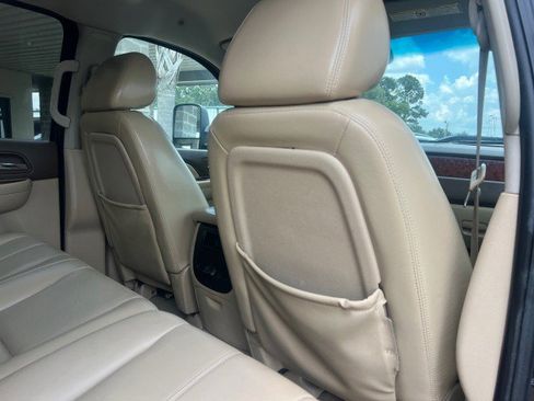 Used 2009 GMC Sierra 2500 SLT w/ SLT Convenience Package image 31