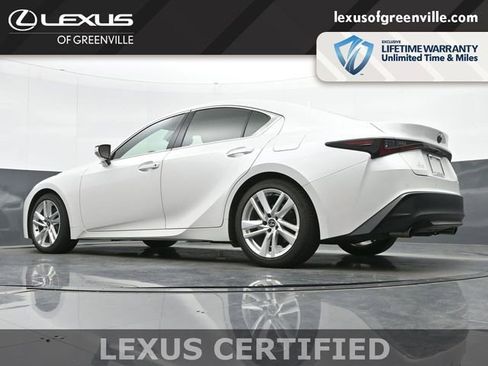Used 2023 Lexus IS 300 w/ Comfort Package RWD image 36
