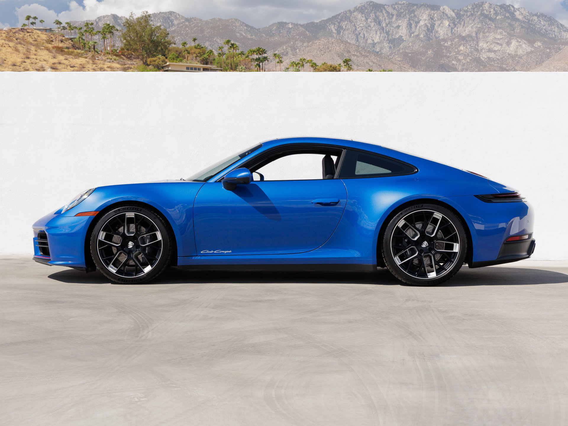 Used 2026 Porsche 911 Carrera T RWD image 2