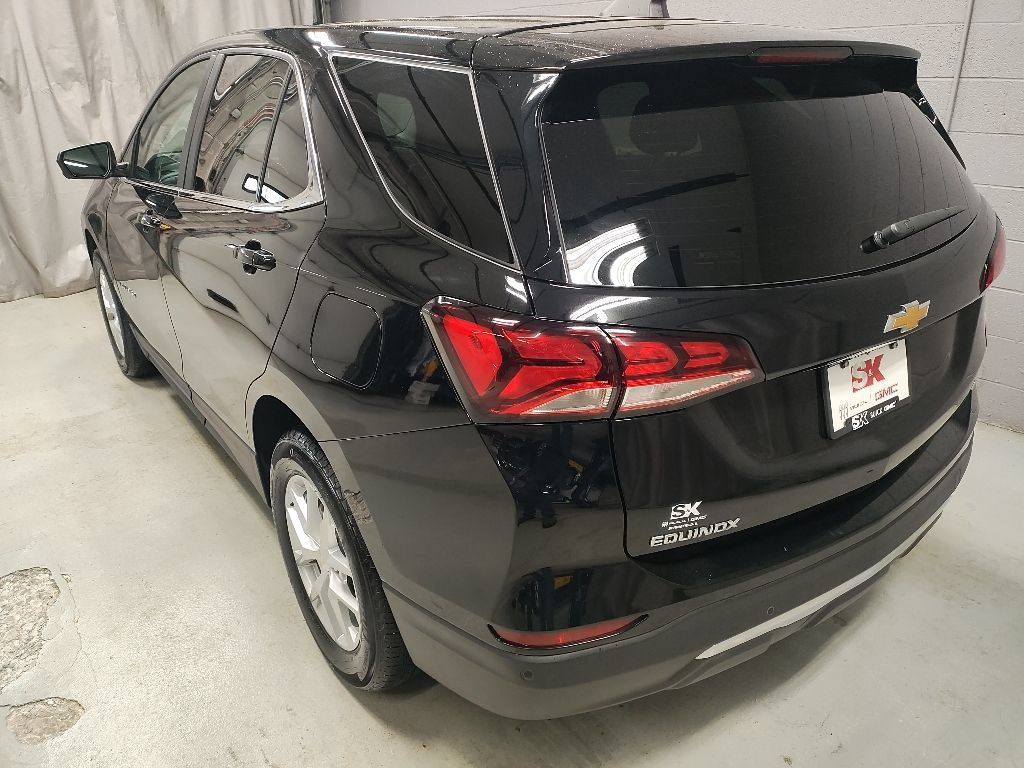 Used 2024 Chevrolet Equinox LT FWD image 19
