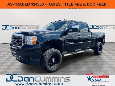 Used 2012 GMC Sierra 2500 Denali w/ Suspension Package, Off-Road AWD/4WD image 1