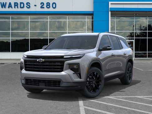 New 2026 Chevrolet Traverse LT w/ Midnight/Sport Edition image 6