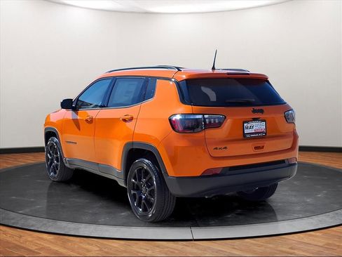 New 2026 Jeep Compass Latitude image 15