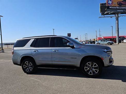 Used 2024 Chevrolet Tahoe Z71 w/ Luxury Package image 6