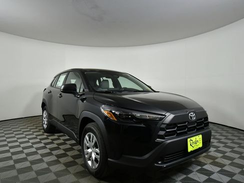 New 2026 Toyota Corolla Cross L image 8
